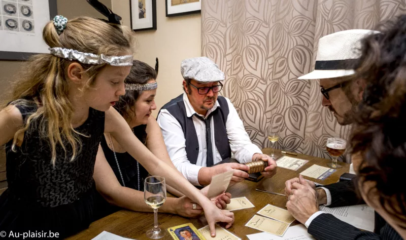 Games group, activité group in family in friends teambuildings murder party, Hastière dinant, Namur