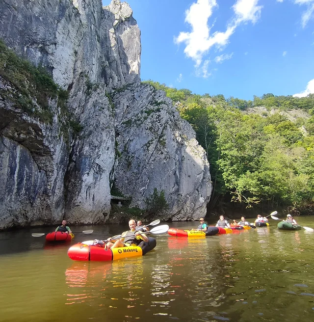 Grizzly outdoor sport activities to do dinant, Namur, Belgique au plaisir maison d'hôtes ludique et insolite Hastière Dinant Namur Belgique Cluedo B&B
